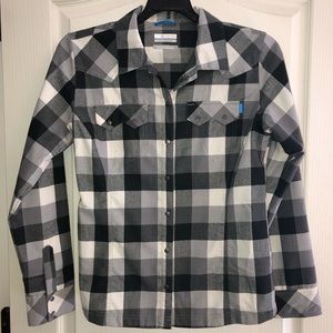 Columbia medium shirt